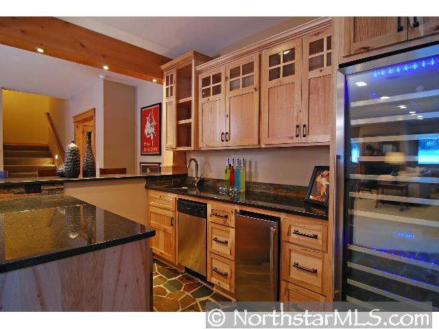 6919 Moccasin Valley Road Edina, MN 55439 - Photo 7 of 10