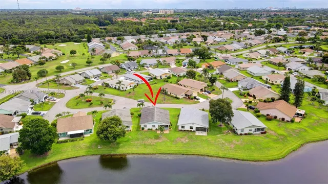 $3,200 | 3810 Rowena Circle, West Palm Beach, FL 33417