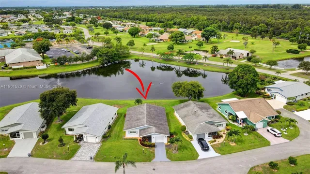 $3,200 | 3810 Rowena Circle, West Palm Beach, FL 33417