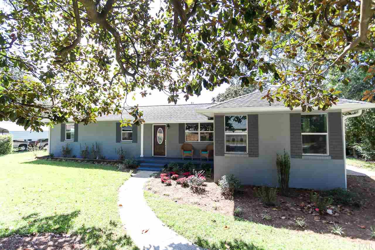 311 Robin Road Pensacola, FL 32514 - Photo 4 of 47 Gallery Image 4