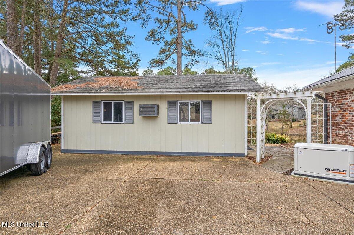489 Cheyenne Lane Madison, MS 39110 - Photo 4 of 46 04-DJI_0737