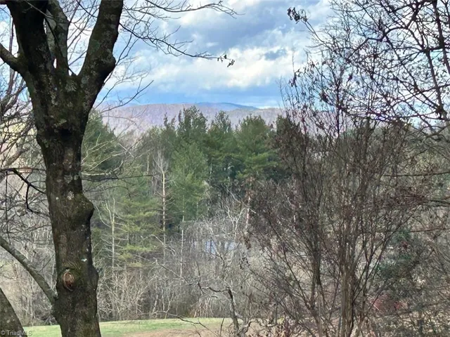 $329,000 | 1463 Dragway Road, Wilkesboro, NC 28697