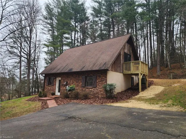 $329,000 | 1463 Dragway Road, Wilkesboro, NC 28697
