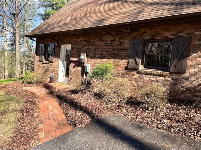 $329,000 | 1463 Dragway Road, Wilkesboro, NC 28697