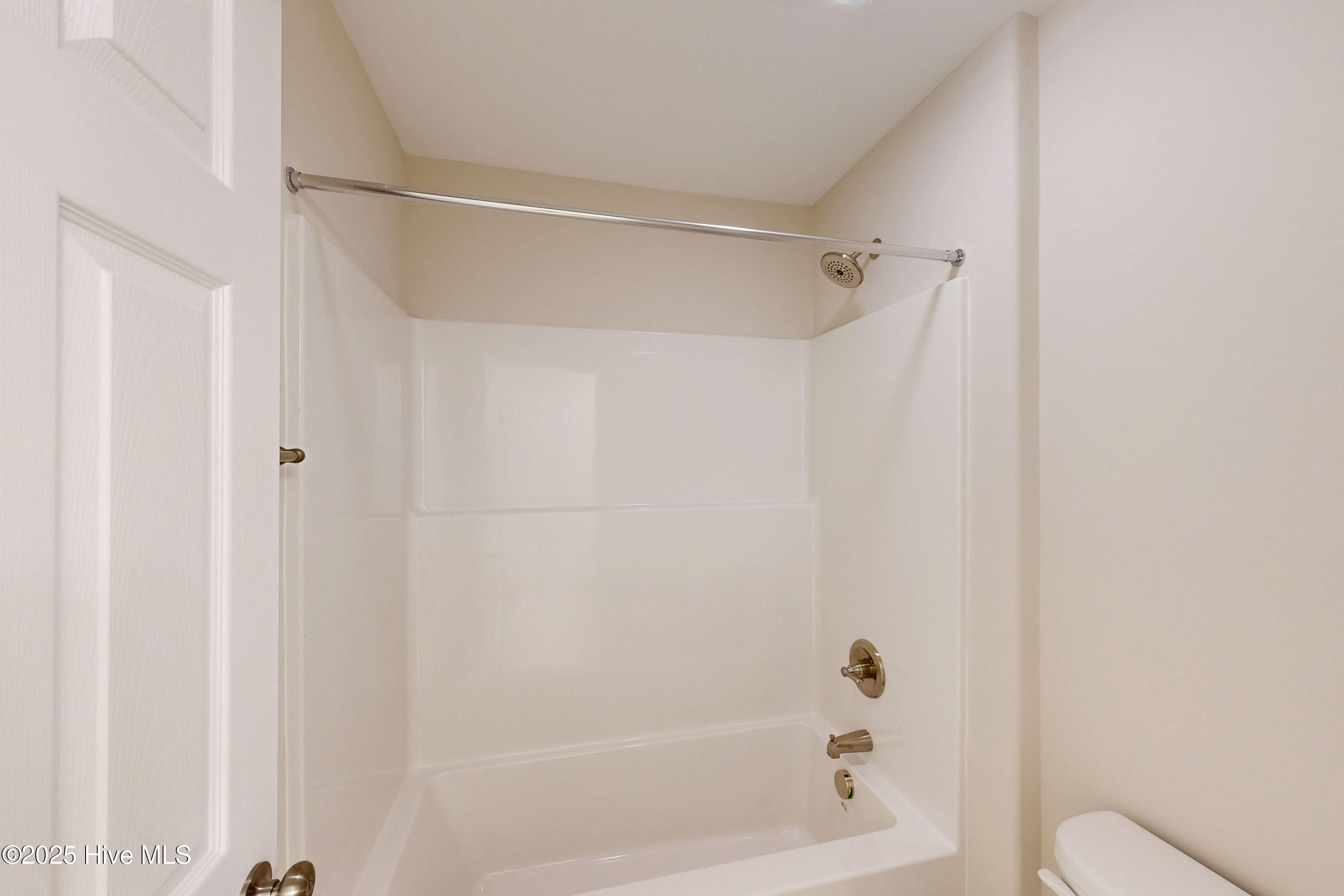 205 Sandpiper Place Holly Ridge, NC 28445 - Photo 18 of 25 205 Sandpiper Place - Interiors - Edited