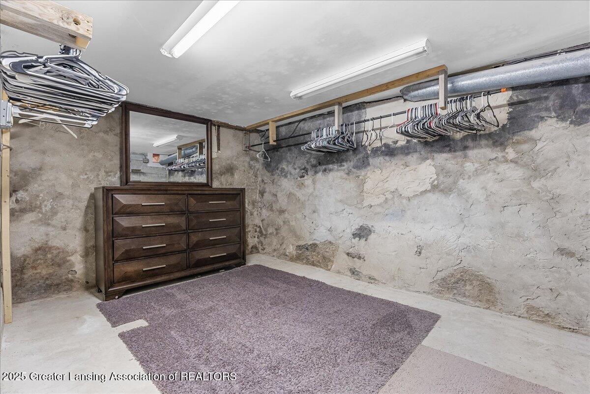 4226 West Bennington Road Owosso, MI 48867 - Photo 46 of 54 44-Media Jett - 36