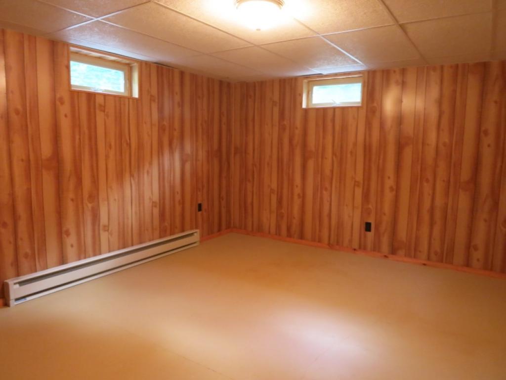 1492 Brownfield Road Conway, NH 03813 - Photo 17 of 28