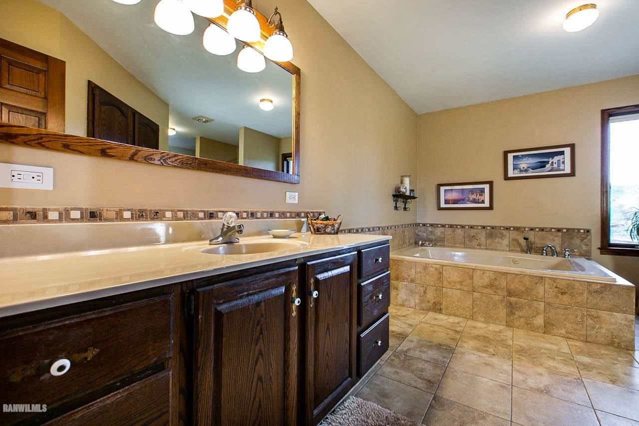 573 North Scout Camp Road Stockton, IL 61085 - Photo 17 of 40 Gallery Image 17
