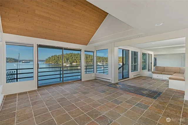 $1,050,000 | 241 Warbass Way, Unit A303, Friday Harbor, WA 98250