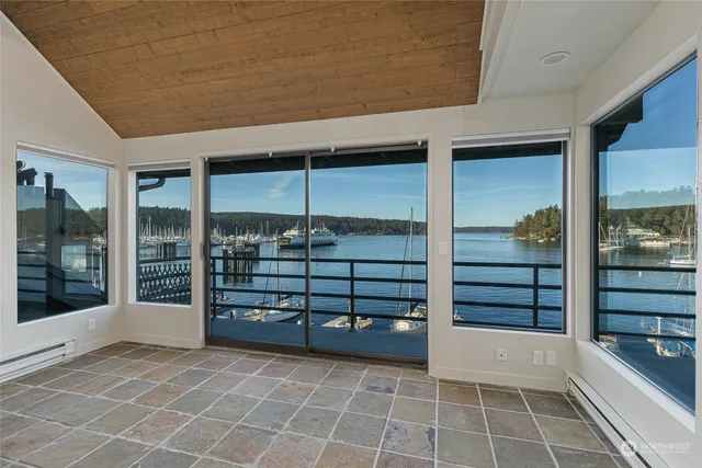 $1,050,000 | 241 Warbass Way, Unit A303, Friday Harbor, WA 98250