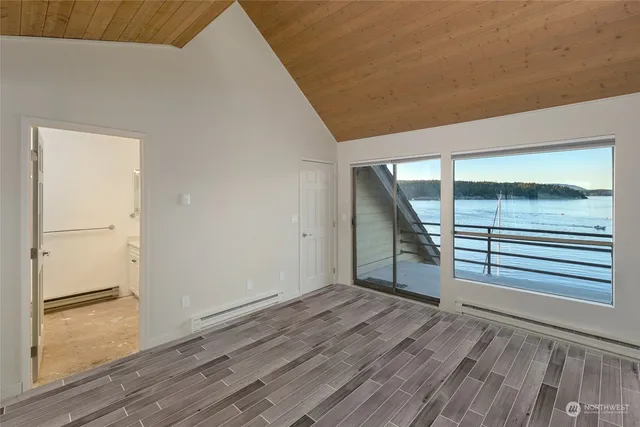 $1,050,000 | 241 Warbass Way, Unit A303, Friday Harbor, WA 98250