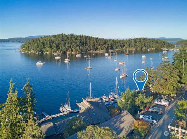 $1,050,000 | 241 Warbass Way, Unit A303, Friday Harbor, WA 98250