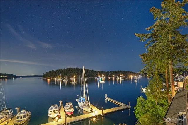 $1,050,000 | 241 Warbass Way, Unit A303, Friday Harbor, WA 98250