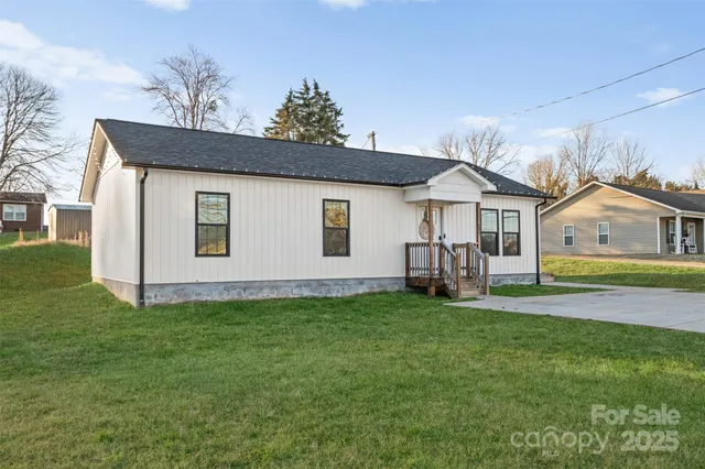 $243,000 | 177 Duke Street, Granite Falls, NC 28630