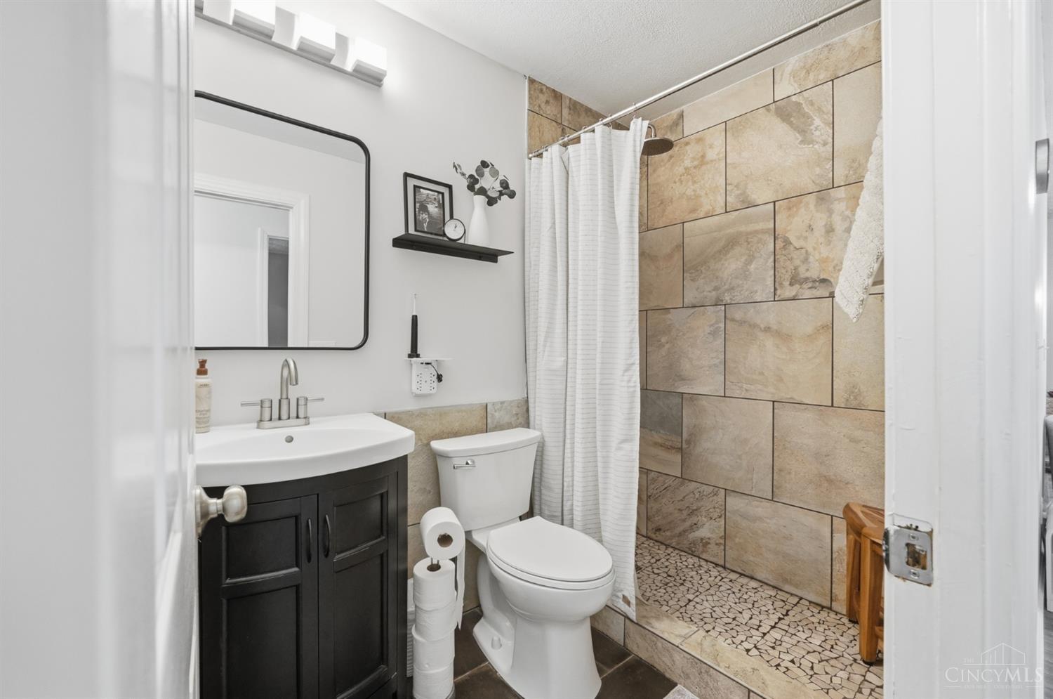 11639 Hanover Road Forest Park, OH 45240 - Photo 23 of 54