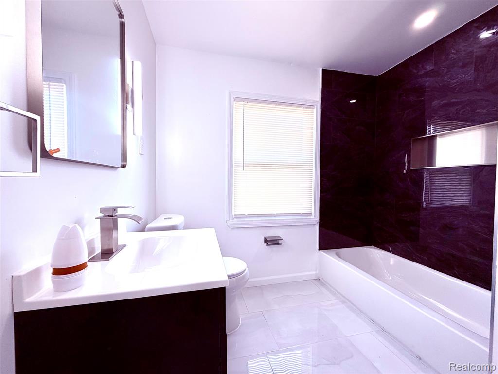 9905 Balfour Road Detroit, MI 48224 - Photo 36 of 49 Gallery Image 36