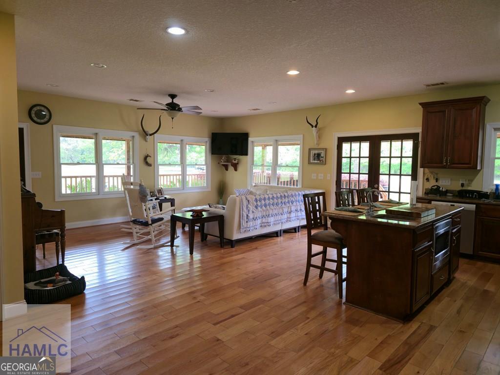 485 Lake Pamona Road Midway, GA 31320 - Photo 4 of 19