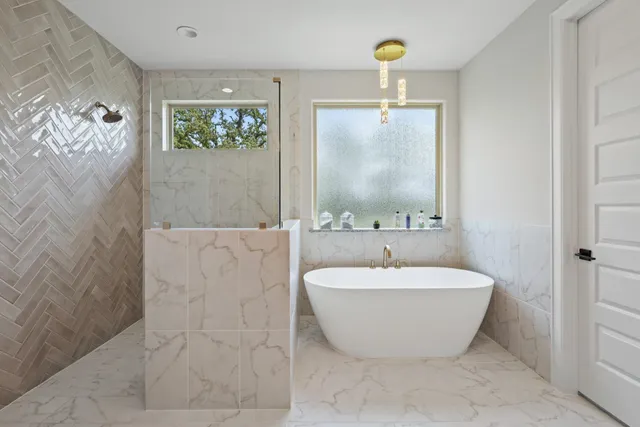 $2,050,000 | 10090 Ranch Road 1323, Johnson City, TX 78636