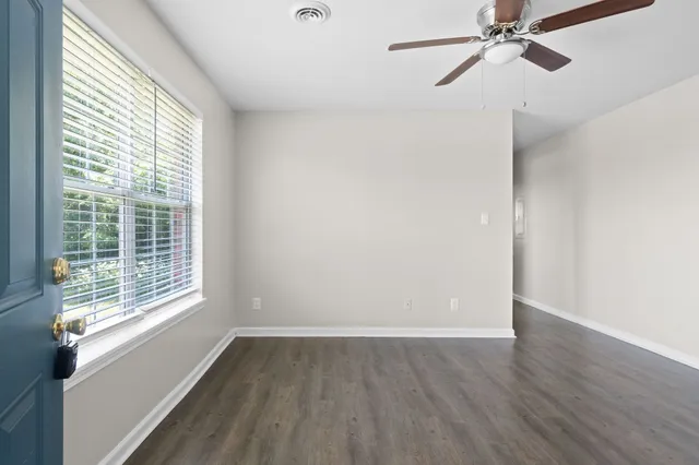 $925 | 3855 Northeast Drive, Unit A, Clarksville, TN 37040