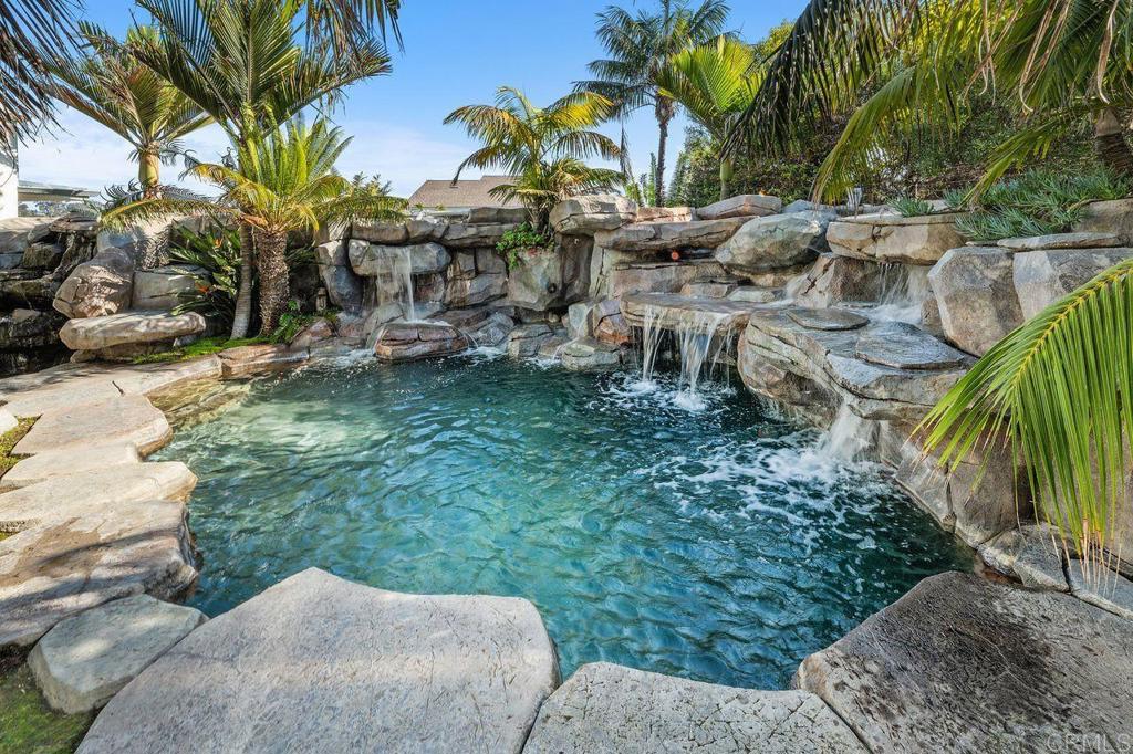806 4th Street Encinitas, CA 92024 - Photo 11 of 32 Pool with waterfalls