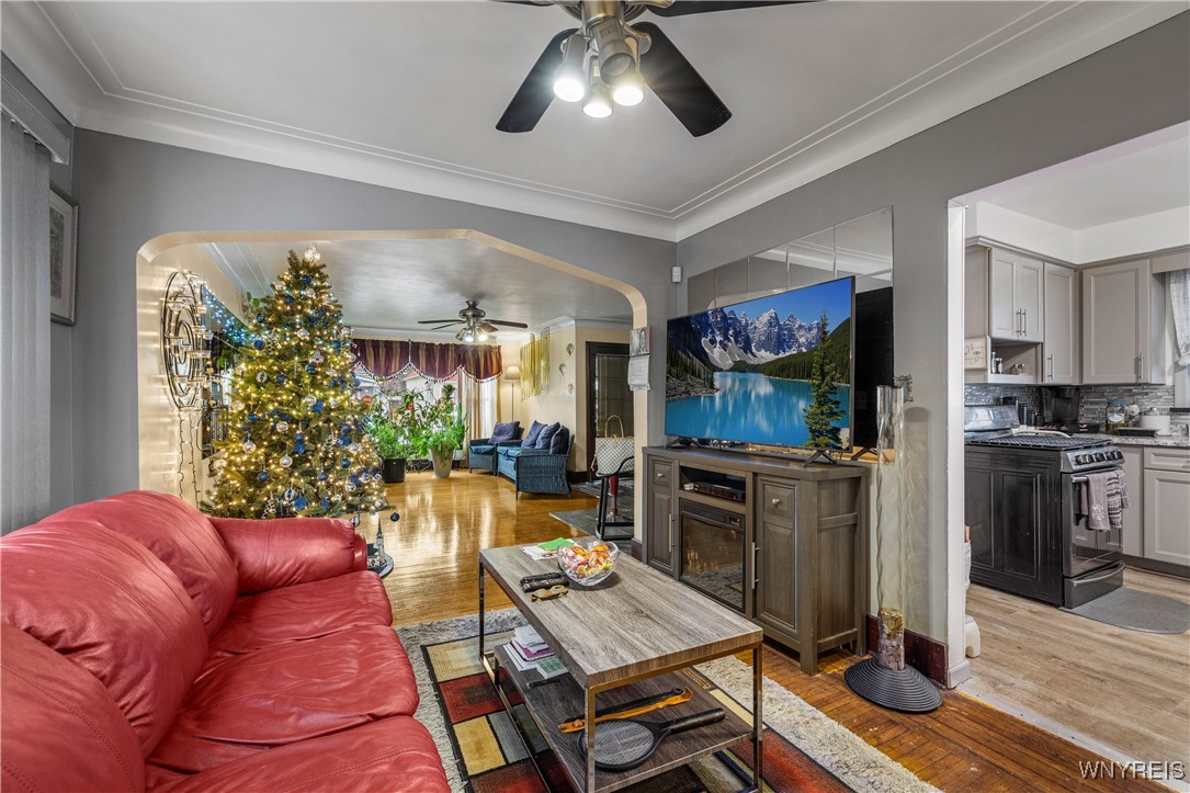 44 Wright Avenue Buffalo, NY 14215 - Photo 8 of 29