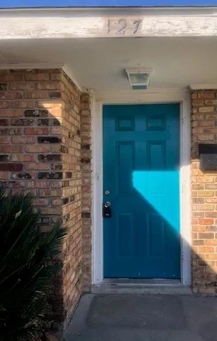 $1,100 | 127 Hawkins Street, Gretna, LA 70056