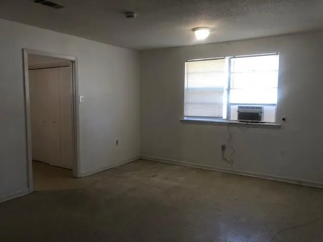 $1,100 | 127 Hawkins Street, Gretna, LA 70056