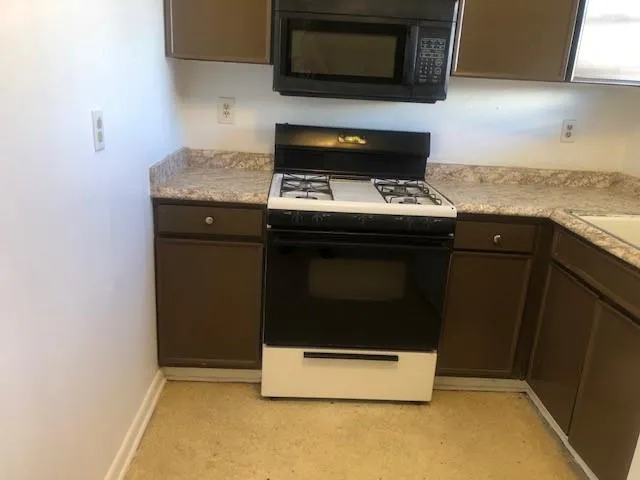 $1,100 | 127 Hawkins Street, Gretna, LA 70056