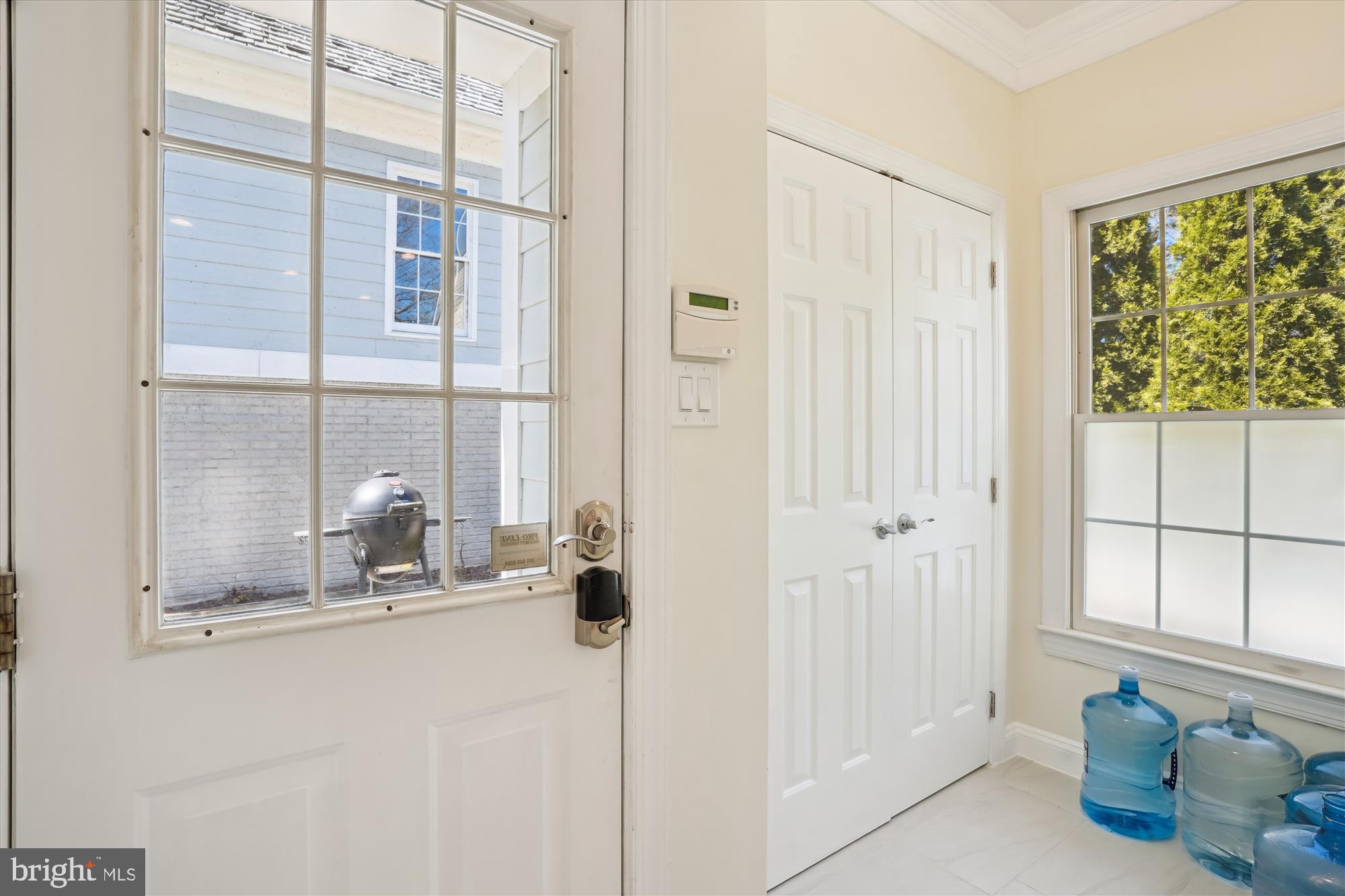 302 Tschiffely Square Road Gaithersburg, MD 20878 - Photo 29 of 77 Mud room