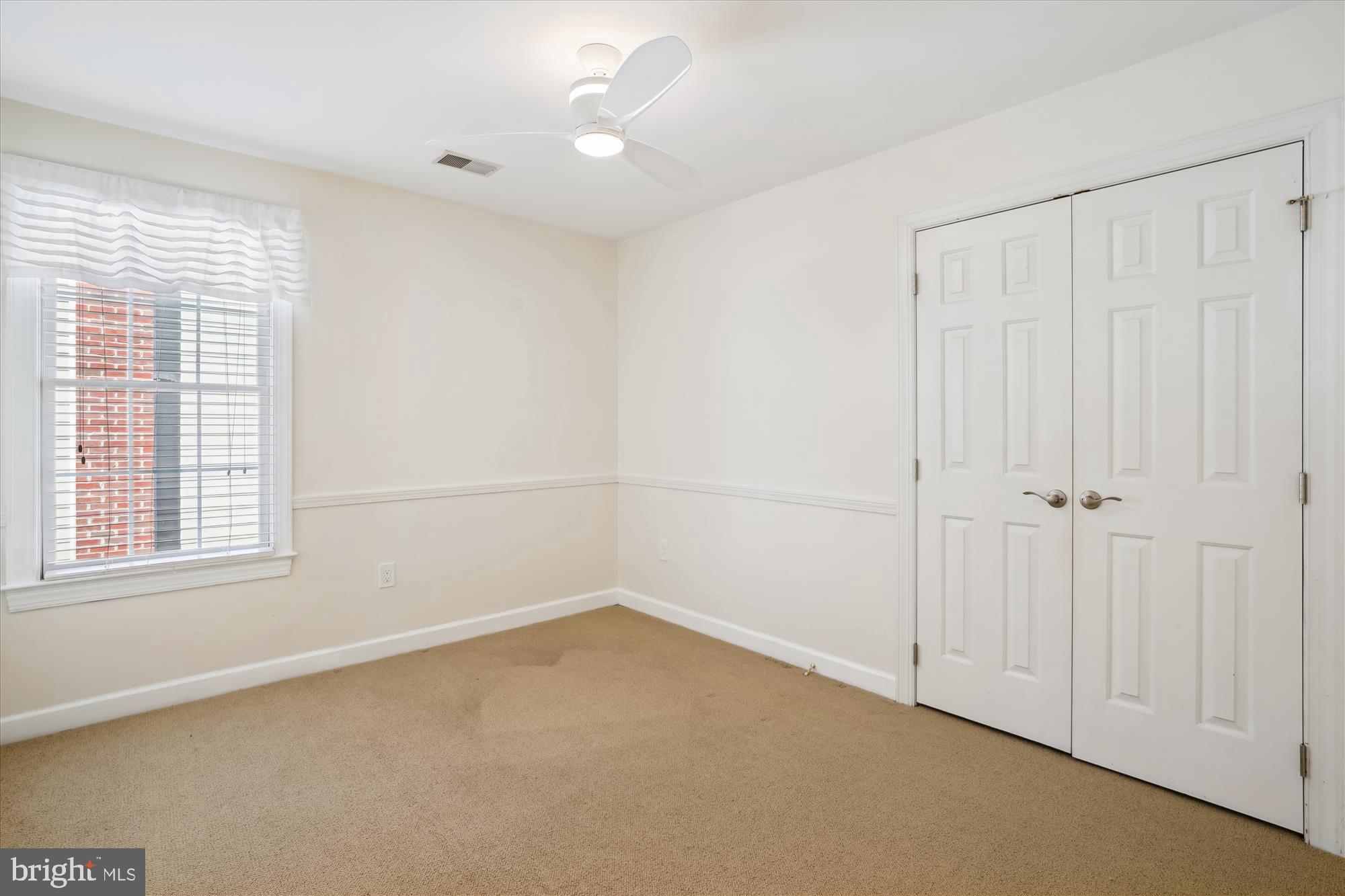 302 Tschiffely Square Road Gaithersburg, MD 20878 - Photo 44 of 77 Fourth bedroom w/ double door closet & ceiling fan