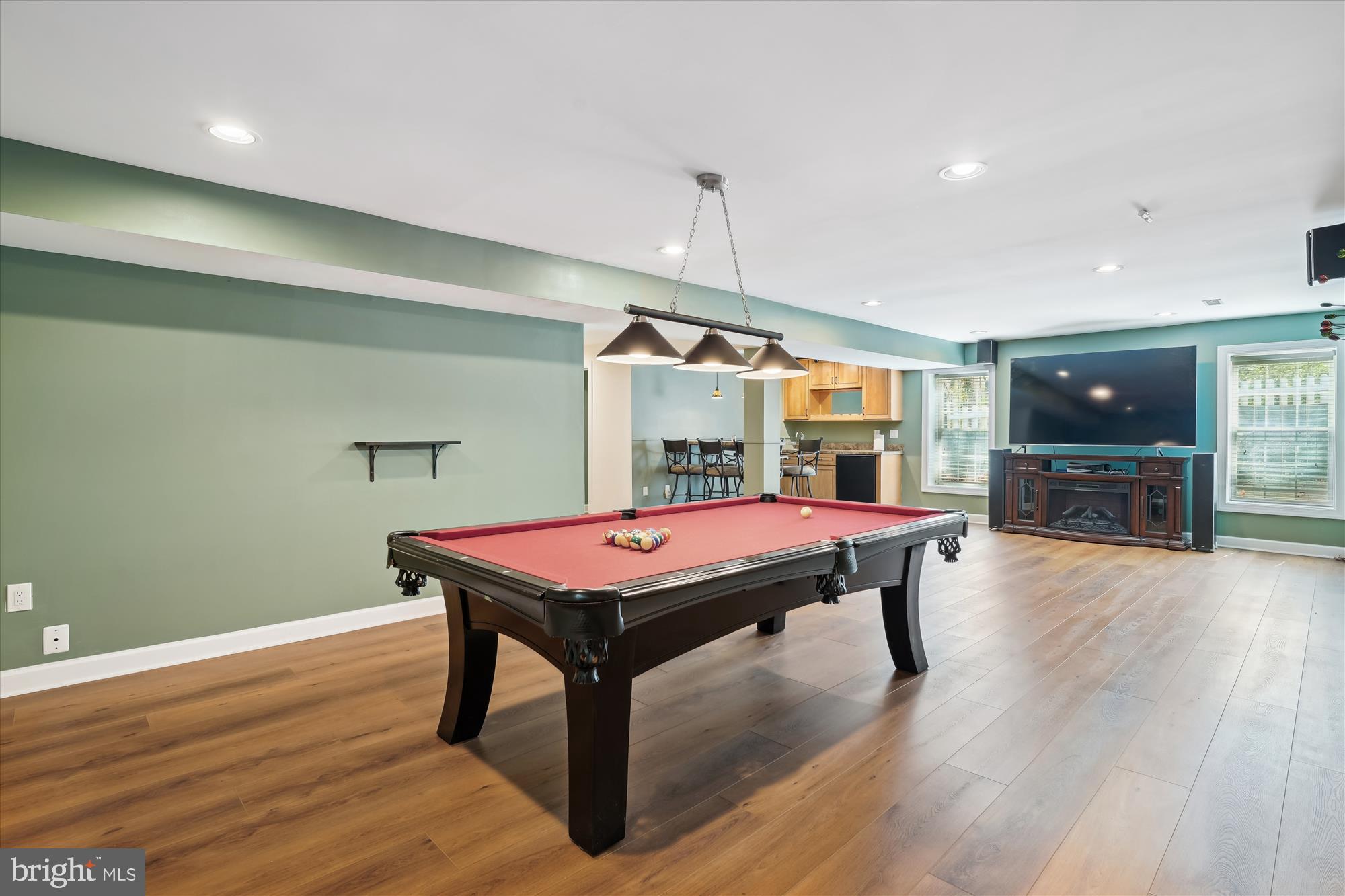 302 Tschiffely Square Road Gaithersburg, MD 20878 - Photo 48 of 77 Spacious rec room