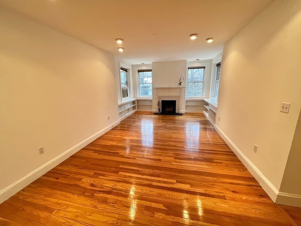 41 Linnaean Street, Unit 36 Cambridge, MA 02138 - Photo 13 of 37