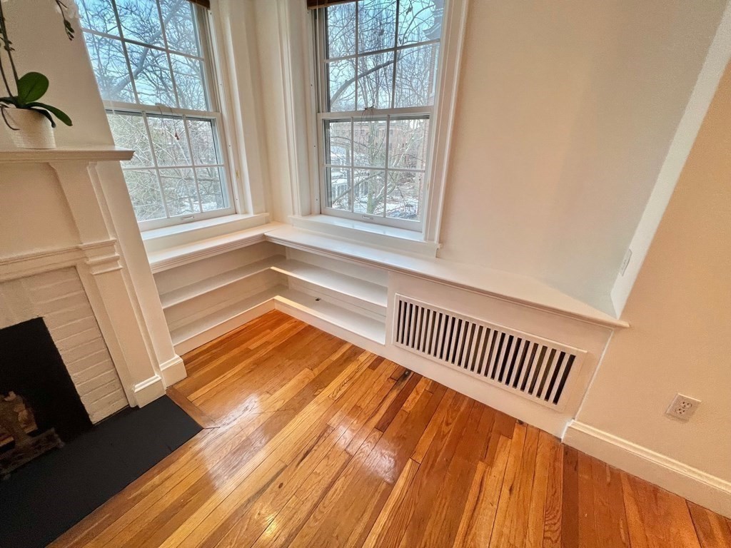 41 Linnaean Street, Unit 36 Cambridge, MA 02138 - Photo 16 of 37