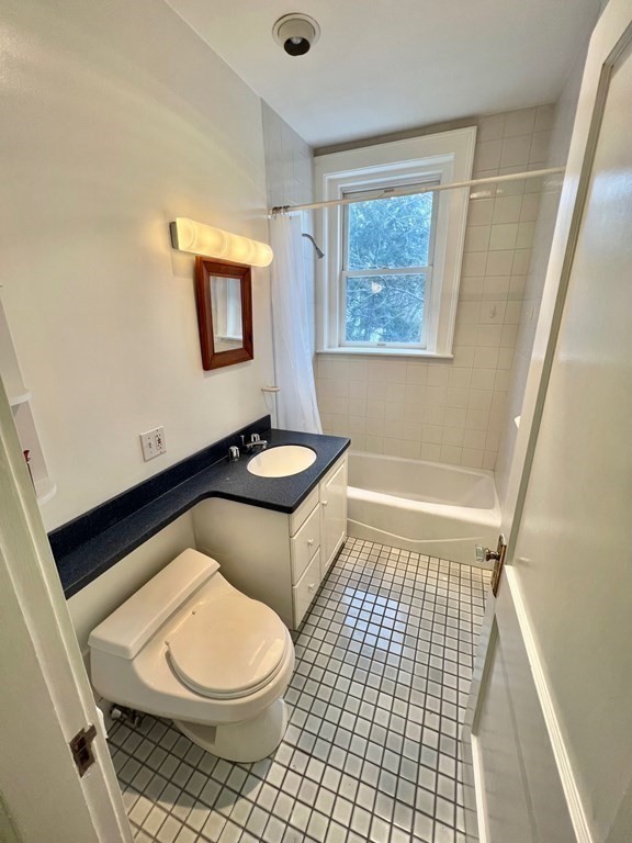 41 Linnaean Street, Unit 36 Cambridge, MA 02138 - Photo 22 of 37
