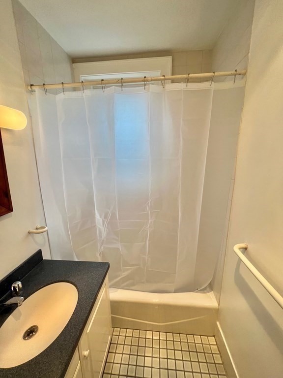 41 Linnaean Street, Unit 36 Cambridge, MA 02138 - Photo 24 of 37