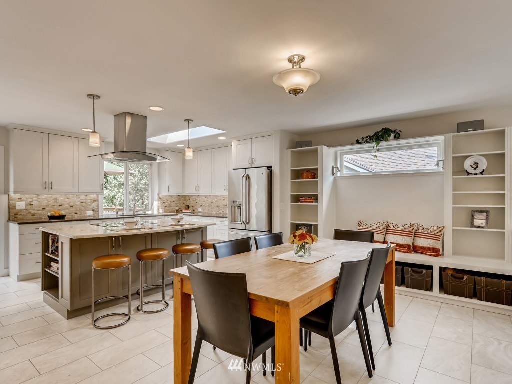 3205 200th Place Southeast Bothell, WA 98012 - Photo 8 of 28