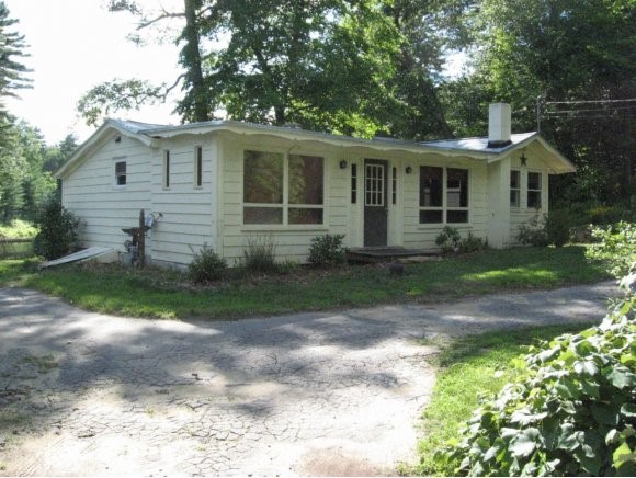 5 Island Road Concord, NH 03303 - Photo 1 of 1