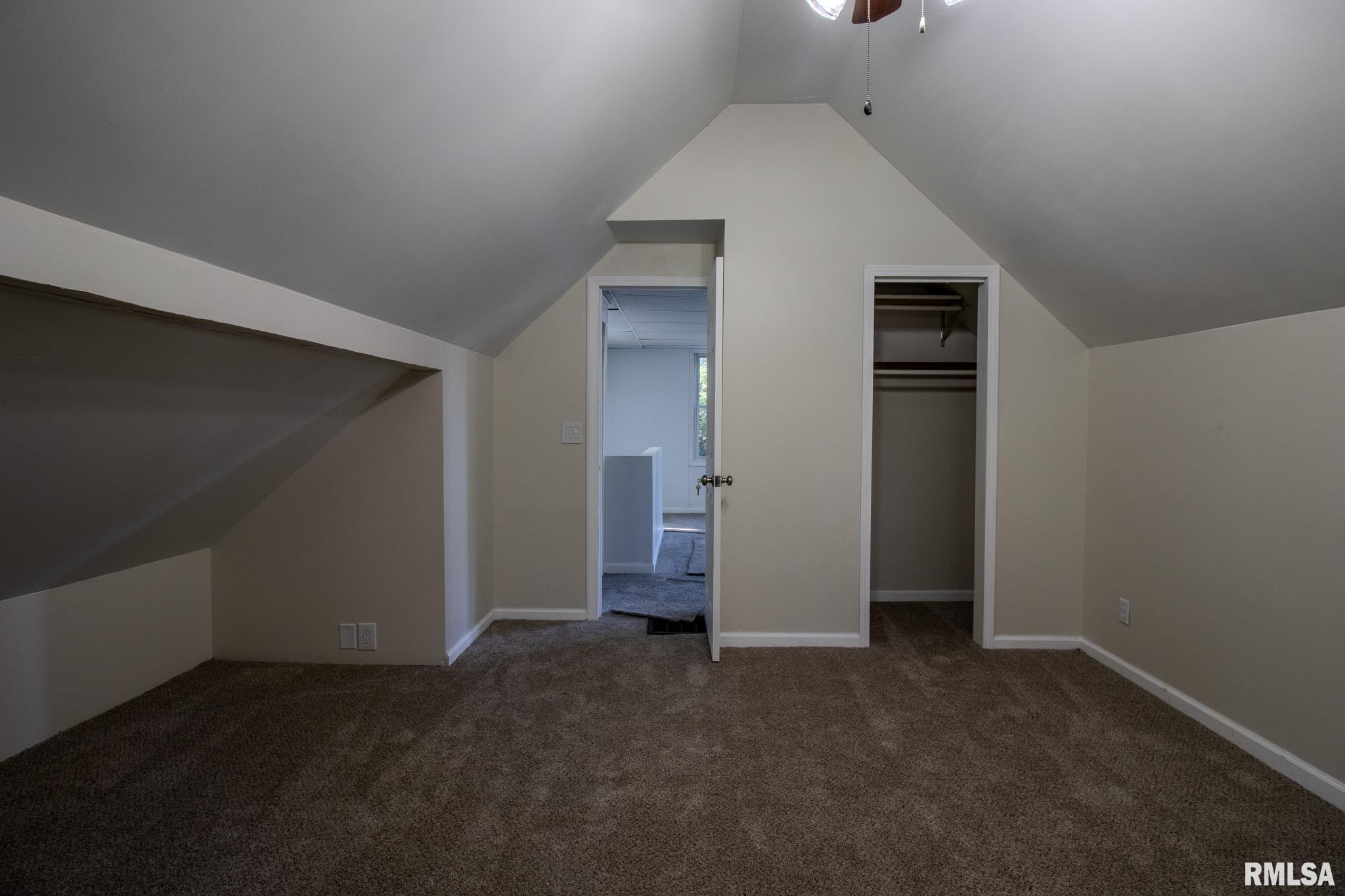 905 West Taylor Street Bloomington, IL 61701 - Photo 16 of 22