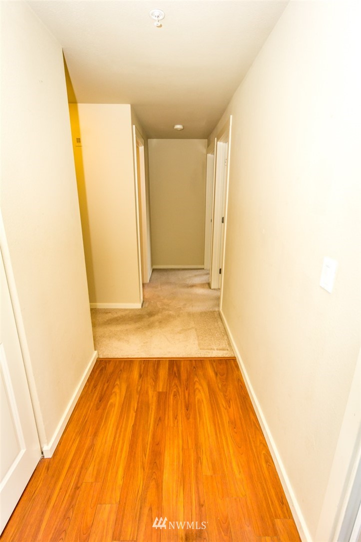 12404 East Gibson Road, Unit L204 Everett, WA 98204 - Photo 3 of 27 Gallery Image 3