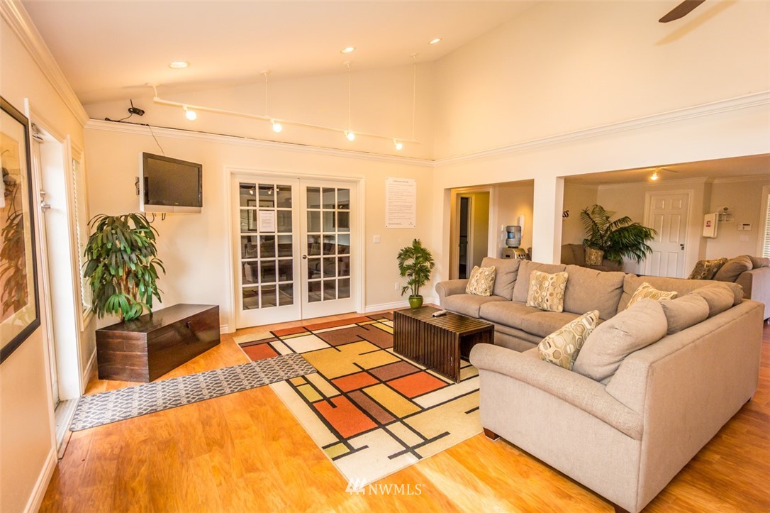 12404 East Gibson Road, Unit L204 Everett, WA 98204 - Photo 23 of 27 Gallery Image 23