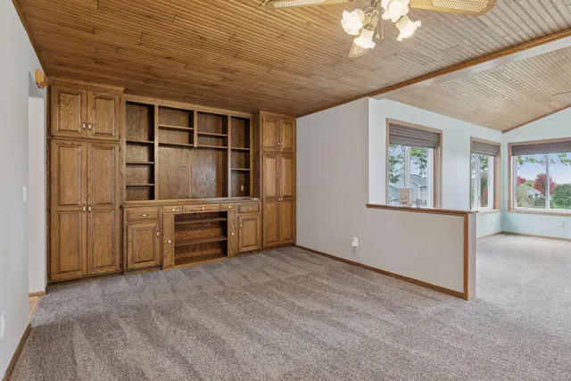 $895,000 | 430 Webster Street, Unit PO BOX 37, Elko New Market, MN 55054