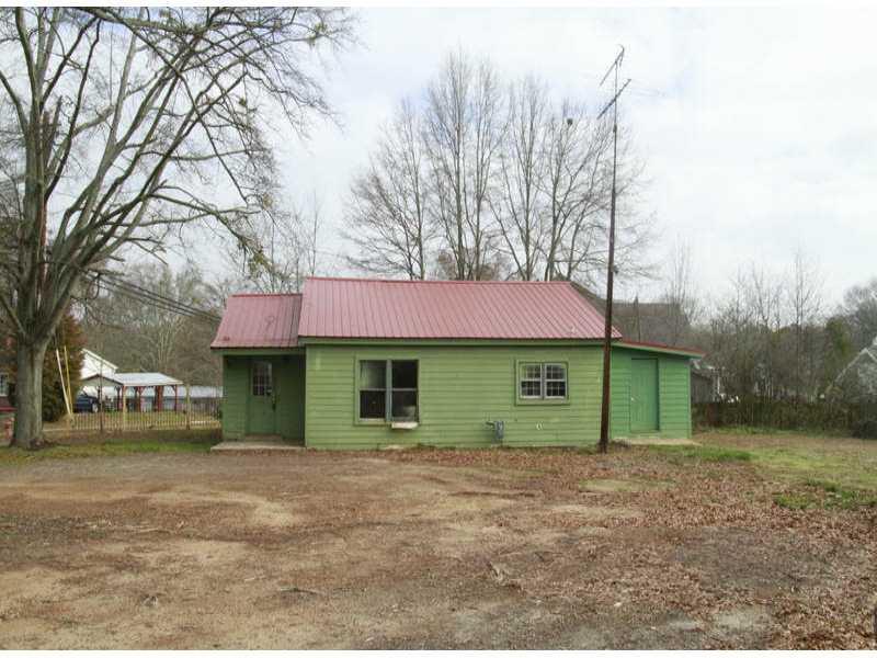464 State Street Commerce, GA 30529 - Photo 1 of 1