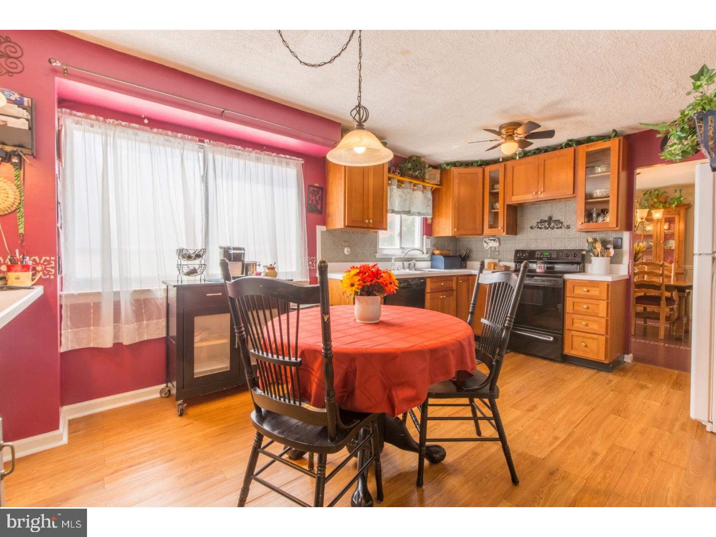 1744 Sorrel Road Warrington, PA 18976 - Photo 9 of 25 Breakfast Room