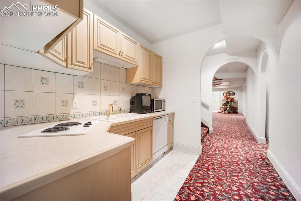 15 Mirada Road Colorado Springs, CO 80906 - Photo 36 of 50 Basement Kitchenette