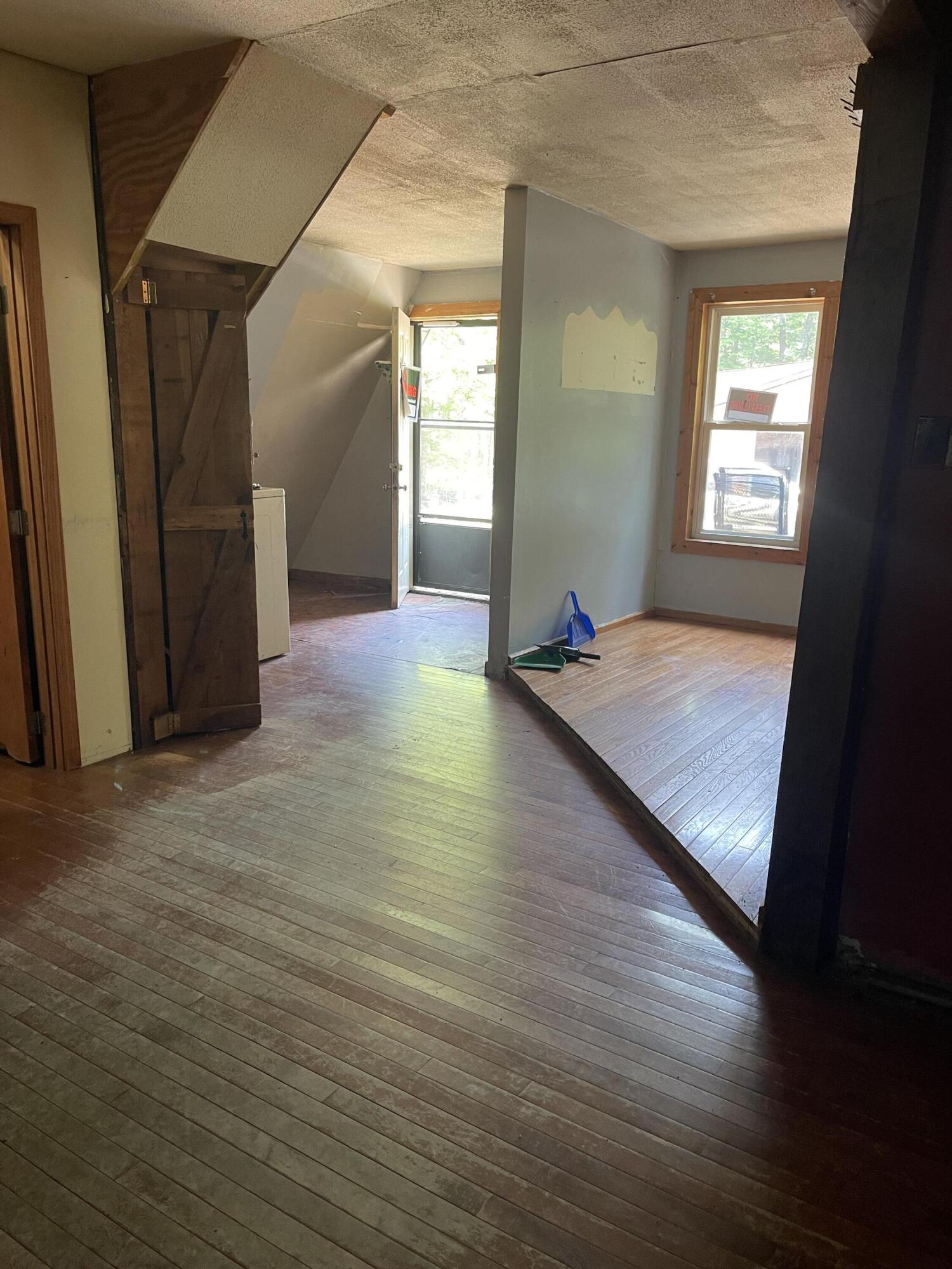 10897 North Mac Road Irons, MI 49644 - Photo 3 of 19 IMG_0197