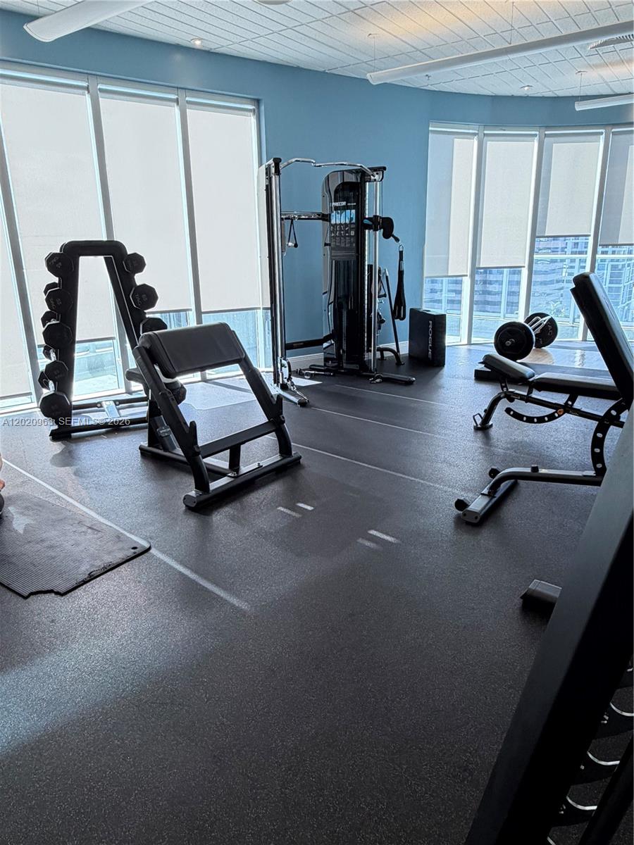 185 Southwest 7th Street, Unit 3209 Miami, FL 33130 - Photo 35 of 54