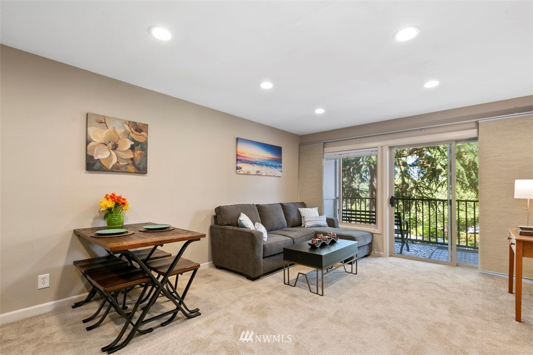 130 105th Avenue Southeast, Unit 102 Bellevue, WA 98004 - Photo 6 of 16 Gallery Image 6