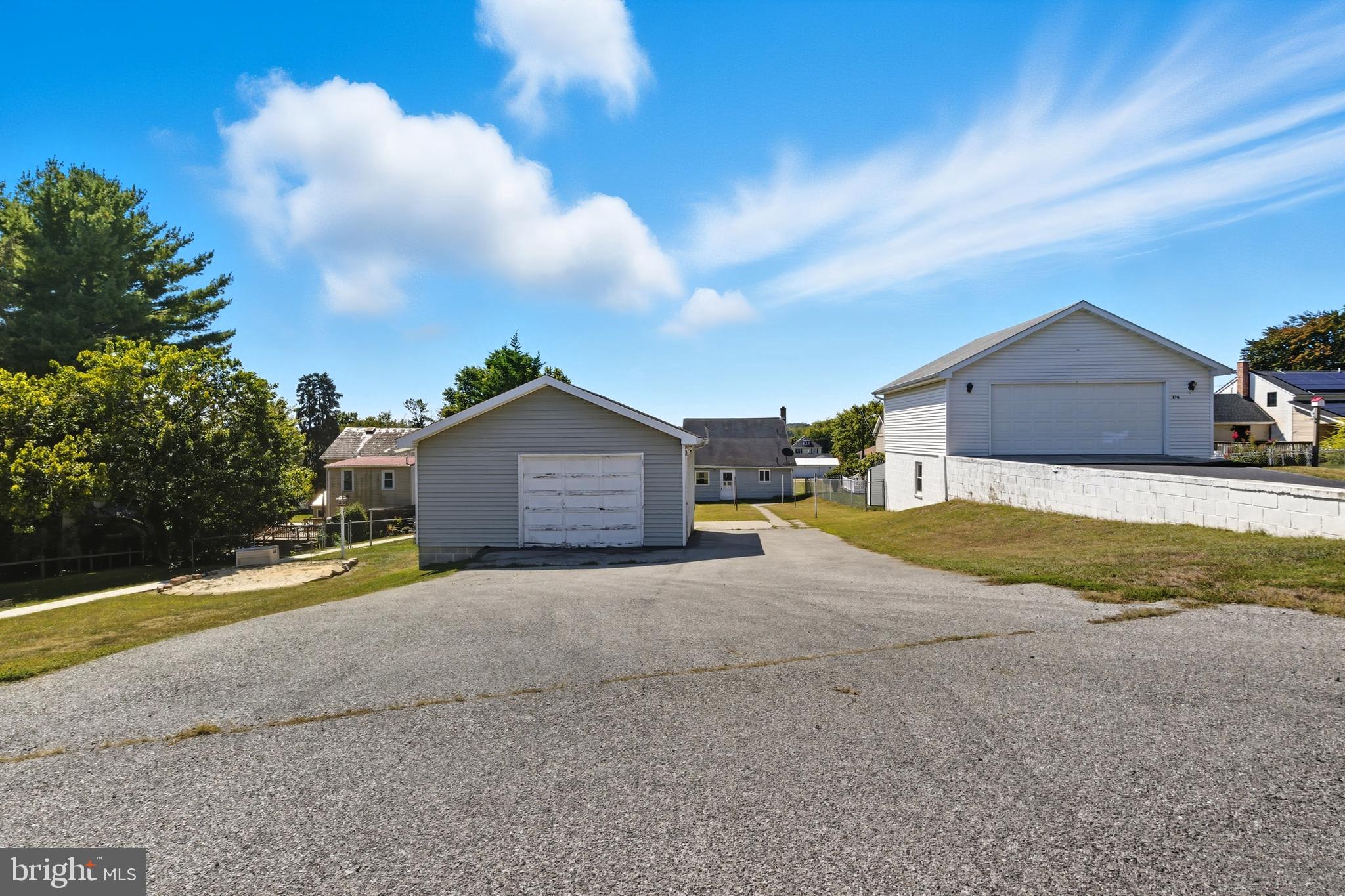 782 Edgegrove Road Hanover, PA 17331 - Photo 8 of 29 Gallery Image 8