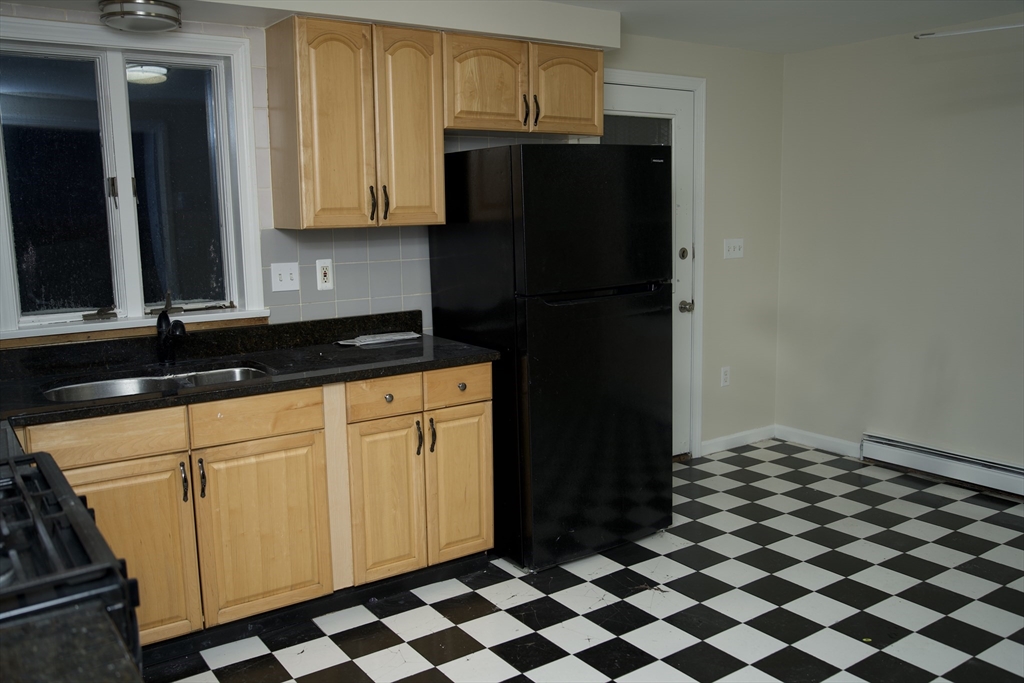 9 Wrentham Street Boston, MA 02124 - Photo 6 of 9