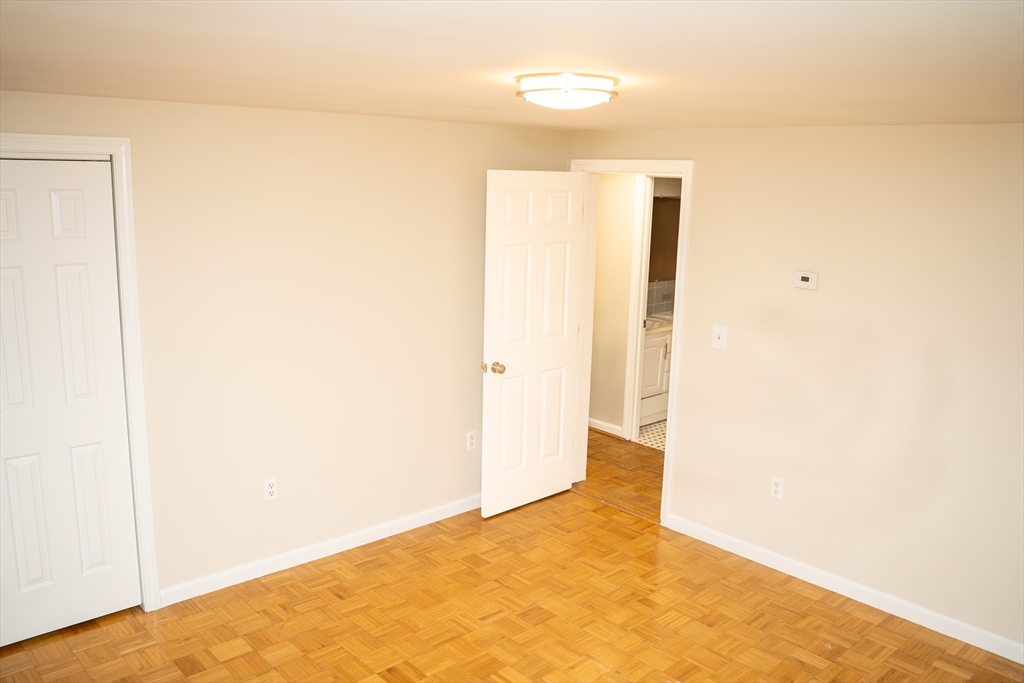 9 Wrentham Street Boston, MA 02124 - Photo 8 of 9